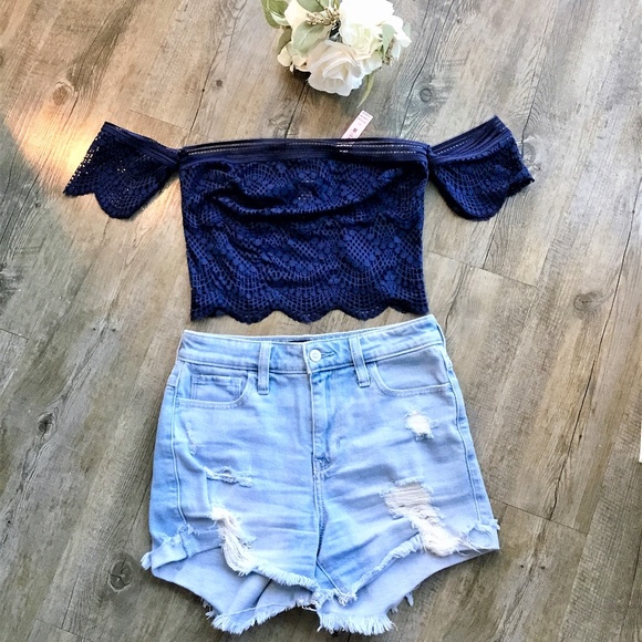 Victoria's Secret Other - 2/$25❤️Victoria's Secret Off The Shoulder Bralette